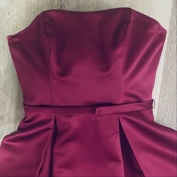 David’s Bridal High-Low Satin Dress with Pockets in Sangria color - Size 2 - Picture 3 of 4